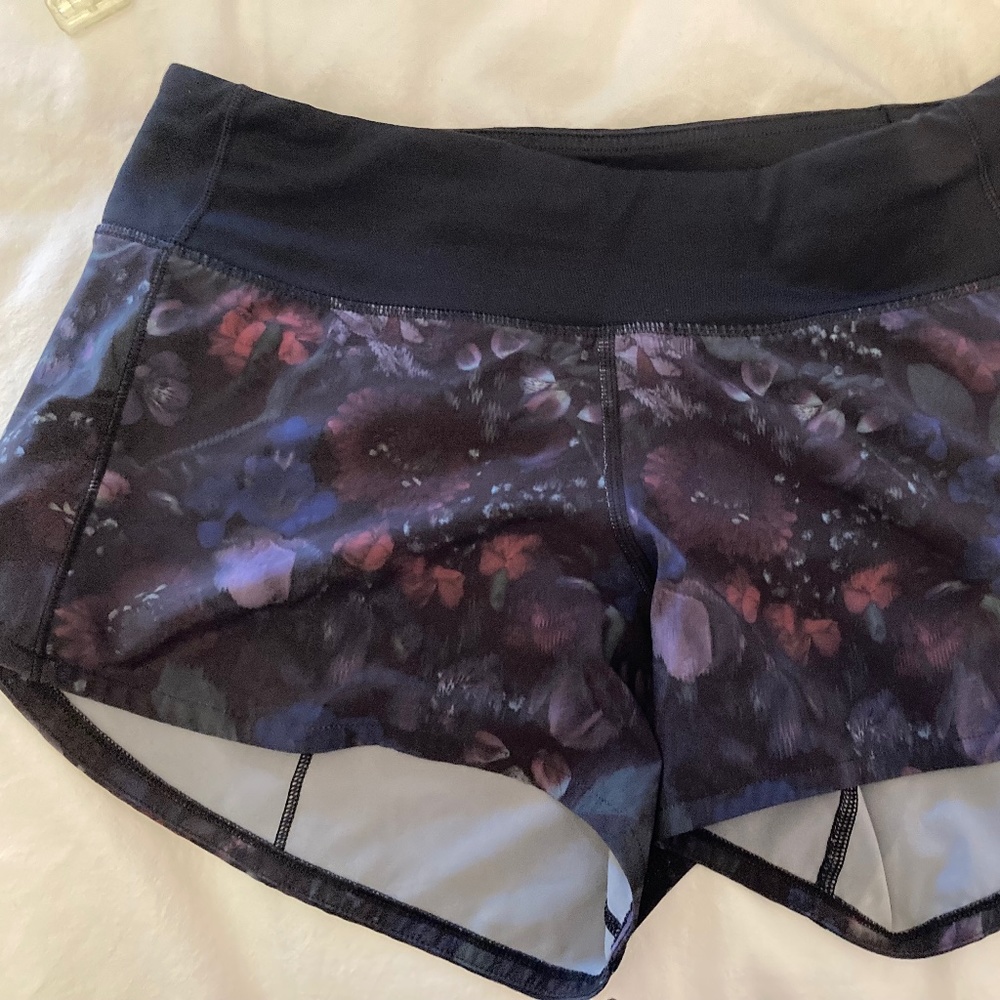 Lululemon Black Floral Running Shorts Size 4